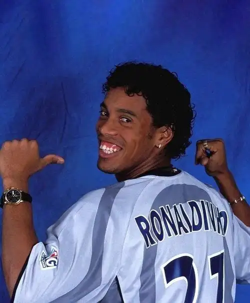 尼奥马刺队 尼奥马刺队